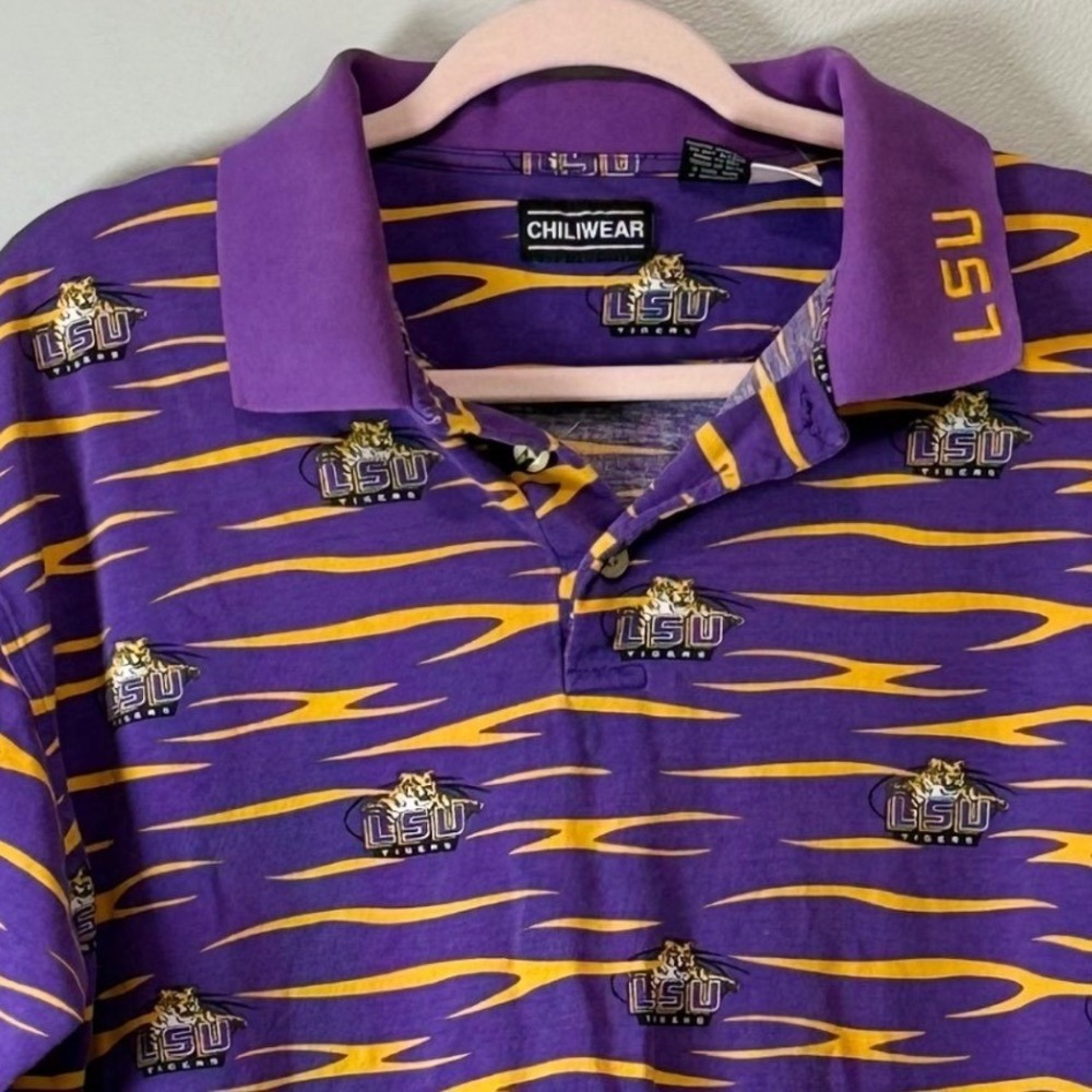Chiliwear LSU Tigers Polo Shirt Mens XL Purple Gold Tiger Stripe All Over Print